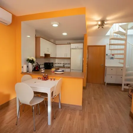 Neptuno 3e Menyber דירה נרחה