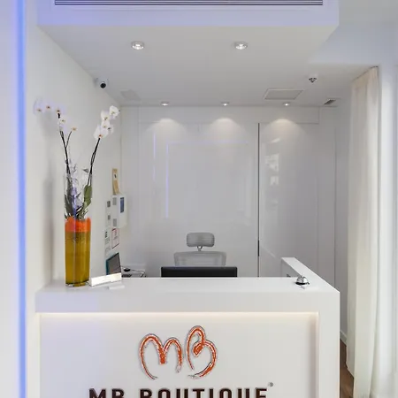 Neptuno 3e Menyber Apartment *